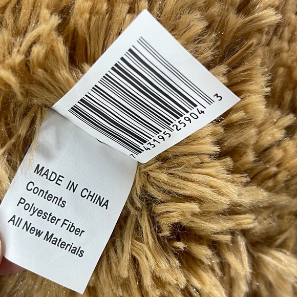 Brown Bear Holding Red Rose Heart Pillow Plush Stuffed Animal. - Picture 8 of 12